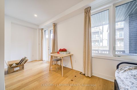 Photo 6 at 26 Chiara Rose Lane, Oak Ridges, Richmond Hill