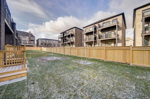 Photo 9 at 26 Chiara Rose Lane, Oak Ridges, Richmond Hill