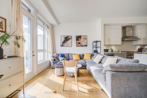 Photo 14 at 26 Chiara Rose Lane, Oak Ridges, Richmond Hill
