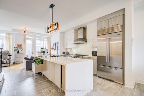 Photo 16 at 26 Chiara Rose Lane, Oak Ridges, Richmond Hill