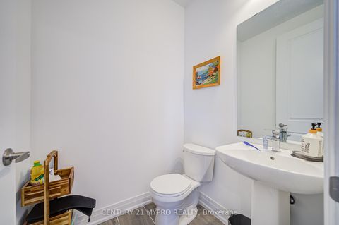 Photo 19 at 26 Chiara Rose Lane, Oak Ridges, Richmond Hill