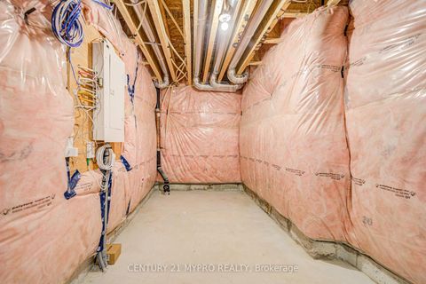 Photo 31 at 26 Chiara Rose Lane, Oak Ridges, Richmond Hill