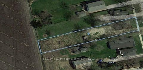 Photo 2 at 19070 Dufferin Street, Rural King, King