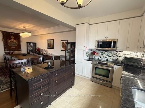 Photo 9 at 1610 - 9245 Jane Street, Maple, Vaughan