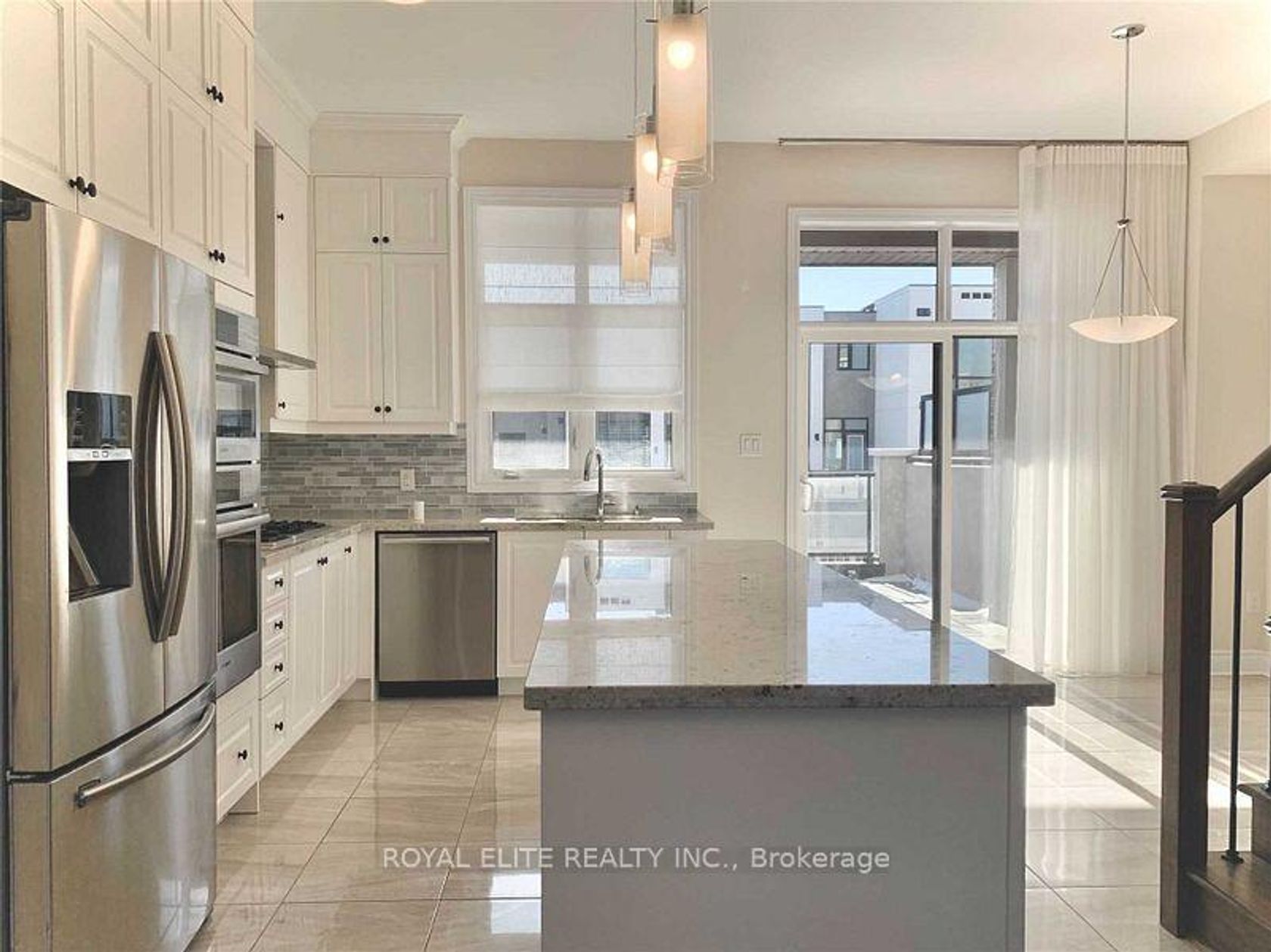 605 Marc Santi Boulevard, Patterson, Vaughan 