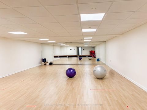 Photo 14 at 813 - 701 King Street W, Niagara, Toronto