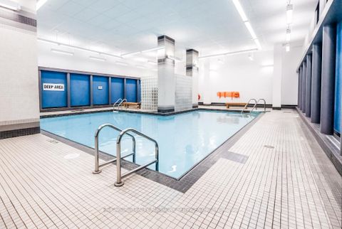 Photo 15 at 813 - 701 King Street W, Niagara, Toronto