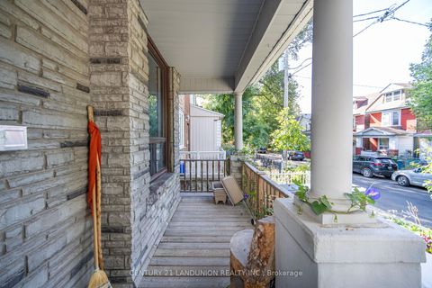 Photo 2 at 133 Galt Avenue, South Riverdale, Toronto