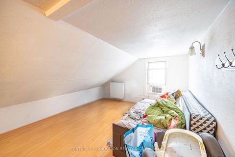 Photo 21 at 133 Galt Avenue, South Riverdale, Toronto