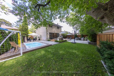Photo 4 at 28 Tivoli Court, Guildwood, Toronto