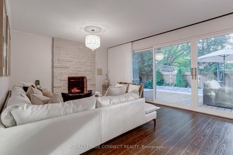 Photo 17 at 28 Tivoli Court, Guildwood, Toronto