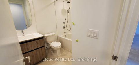 Photo 3 at 210 - 7950 Bathurst Street, Beverley Glen, Vaughan