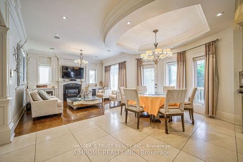 Photo 2 at 38 Pheasant Road, Newtonbrook East, Toronto