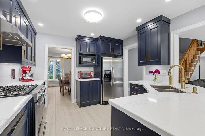 Photo 8 at 2105 Newell Crescent, Orchard, Burlington