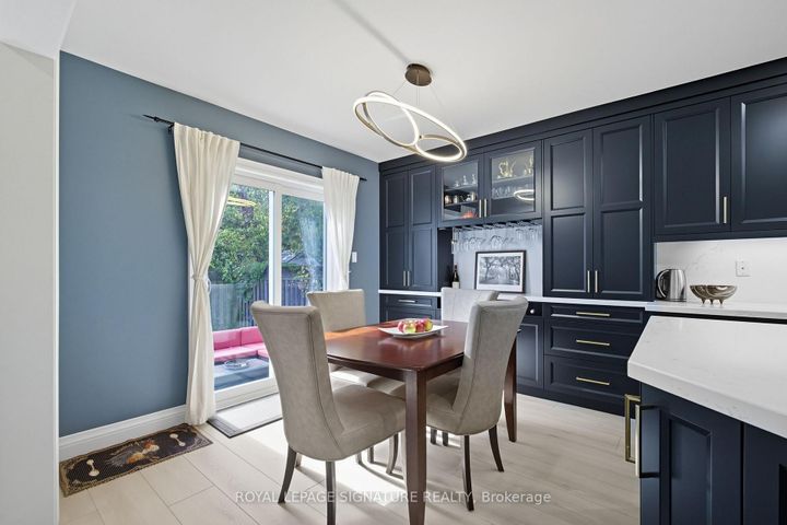 Photo 10 at 2105 Newell Crescent, Orchard, Burlington