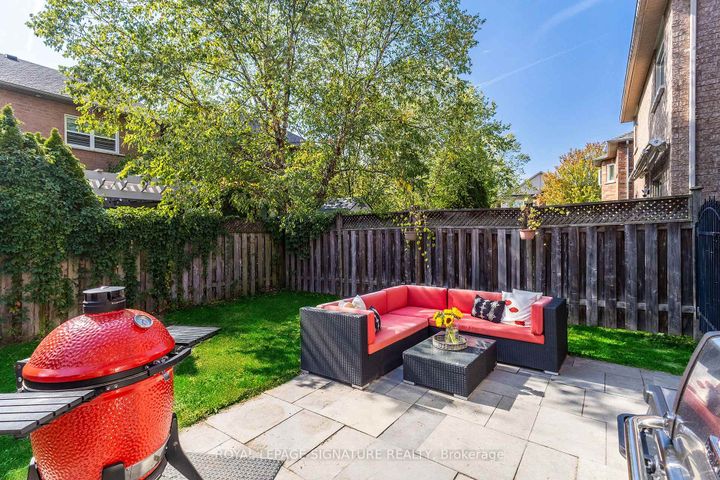 Photo 12 at 2105 Newell Crescent, Orchard, Burlington