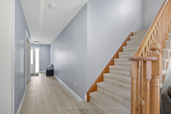 Photo 19 at 2105 Newell Crescent, Orchard, Burlington