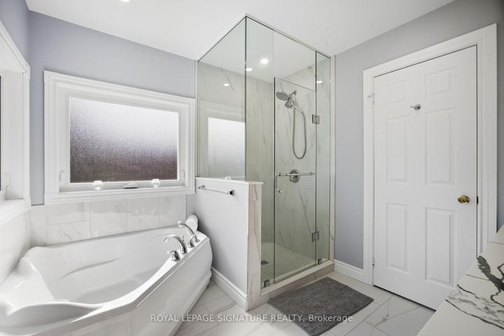 Photo 23 at 2105 Newell Crescent, Orchard, Burlington