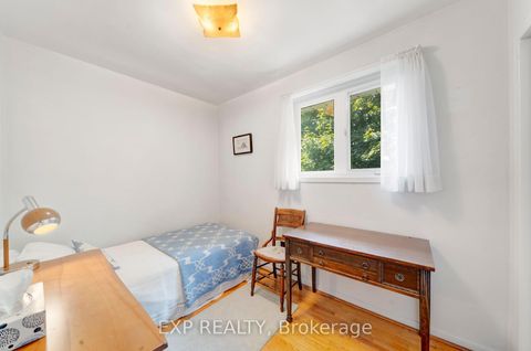 Photo 16 at 6 Queensland Court, West Deane, Toronto