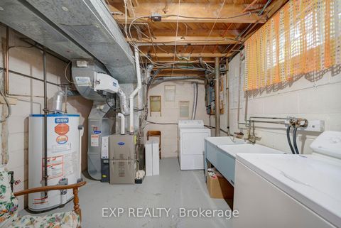 Photo 22 at 6 Queensland Court, West Deane, Toronto