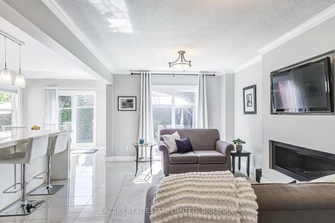Photo 11 at 20 Marsh Street, North Richvale, Richmond Hill Photo 11 at 20 Marsh Street, North Richvale, Richmond Hill