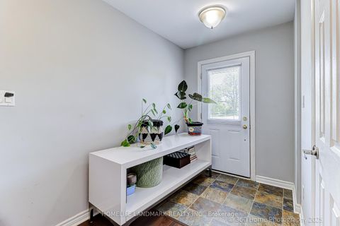 Photo 11 at 3 - 361 Birchmount Road, Cliffside, Toronto