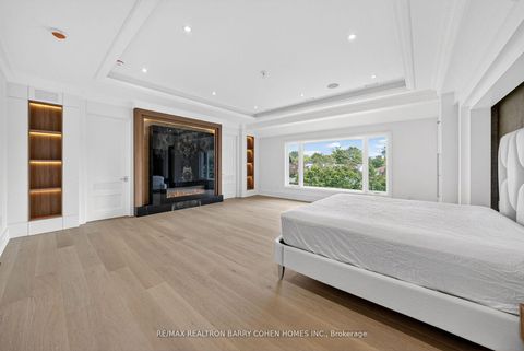 Photo 25 at 35 Foursome Crescent, Windfields, Toronto