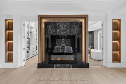 Photo 26 at 35 Foursome Crescent, Windfields, Toronto