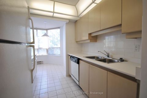 Photo 12 at 514 - 88 Corporate Drive, Woburn, Toronto