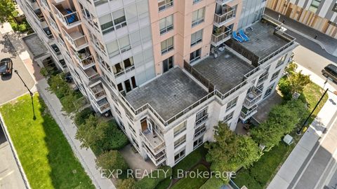 Photo 4 at 420 - 5233 Dundas Street W, City Centre West, Toronto