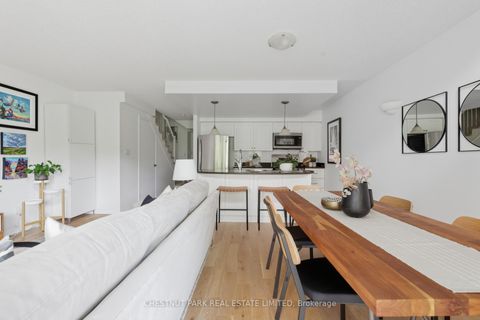 Photo 10 at 431 - 139 Merton Street, Mount Pleasant West, Toronto