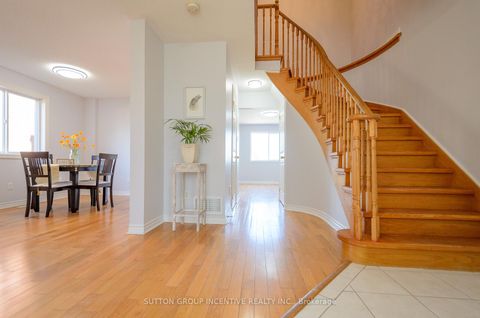 Photo 1 at 5 BROWN WOOD Drive, Little Lake, Barrie
