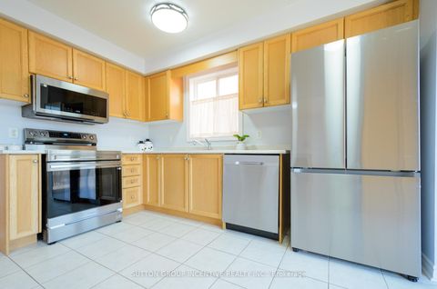 Photo 9 at 5 BROWN WOOD Drive, Little Lake, Barrie
