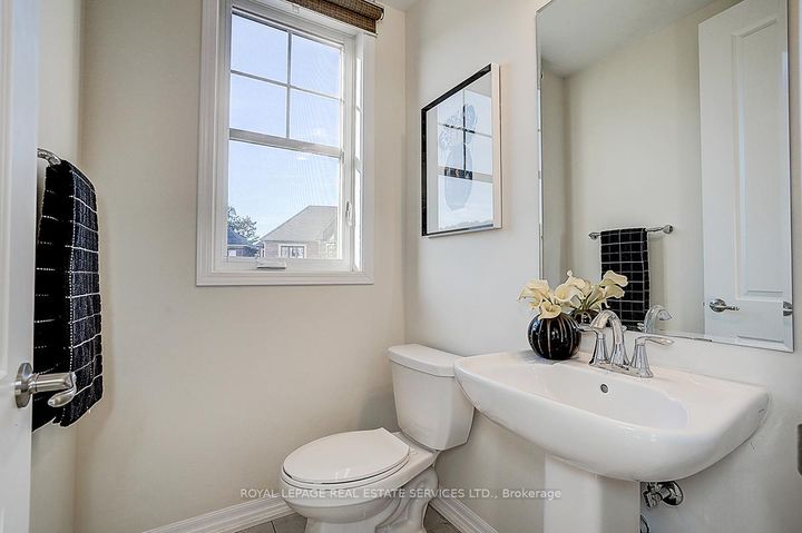 Photo 21 at 3439 George Savage Avenue, GO Glenorchy, Oakville