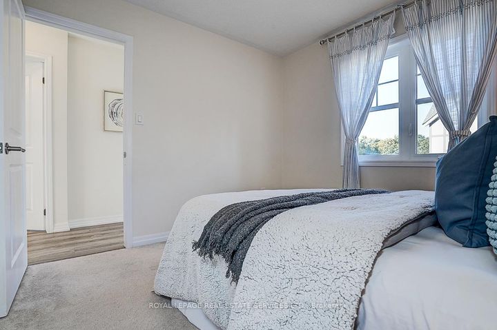 Photo 32 at 3439 George Savage Avenue, GO Glenorchy, Oakville