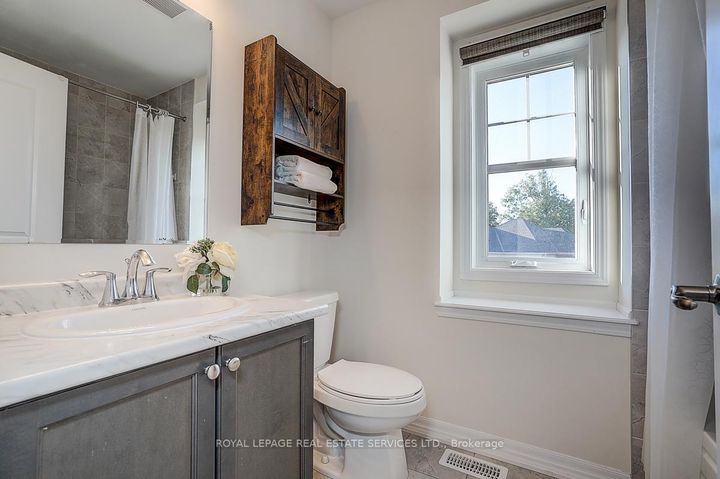 Photo 36 at 3439 George Savage Avenue, GO Glenorchy, Oakville