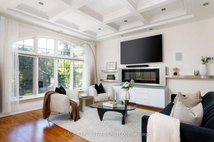 Photo 14 at 70 Wendover Road, Kingsway South, Toronto