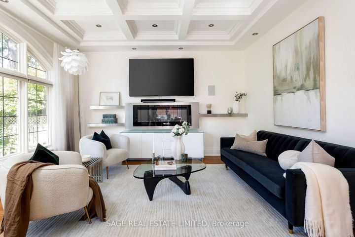 Photo 15 at 70 Wendover Road, Kingsway South, Toronto