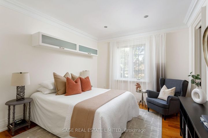 Photo 27 at 70 Wendover Road, Kingsway South, Toronto