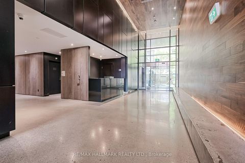 Photo 6 at 209 - 383 Sorauren Avenue, Roncesvalles, Toronto