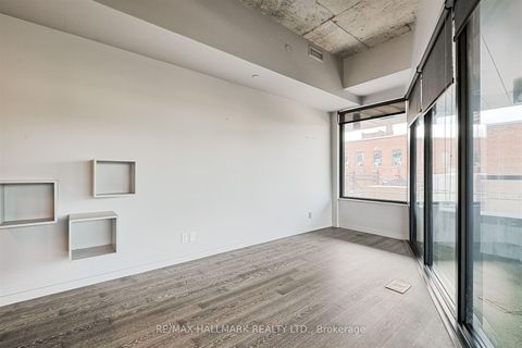 Photo 19 at 209 - 383 Sorauren Avenue, Roncesvalles, Toronto