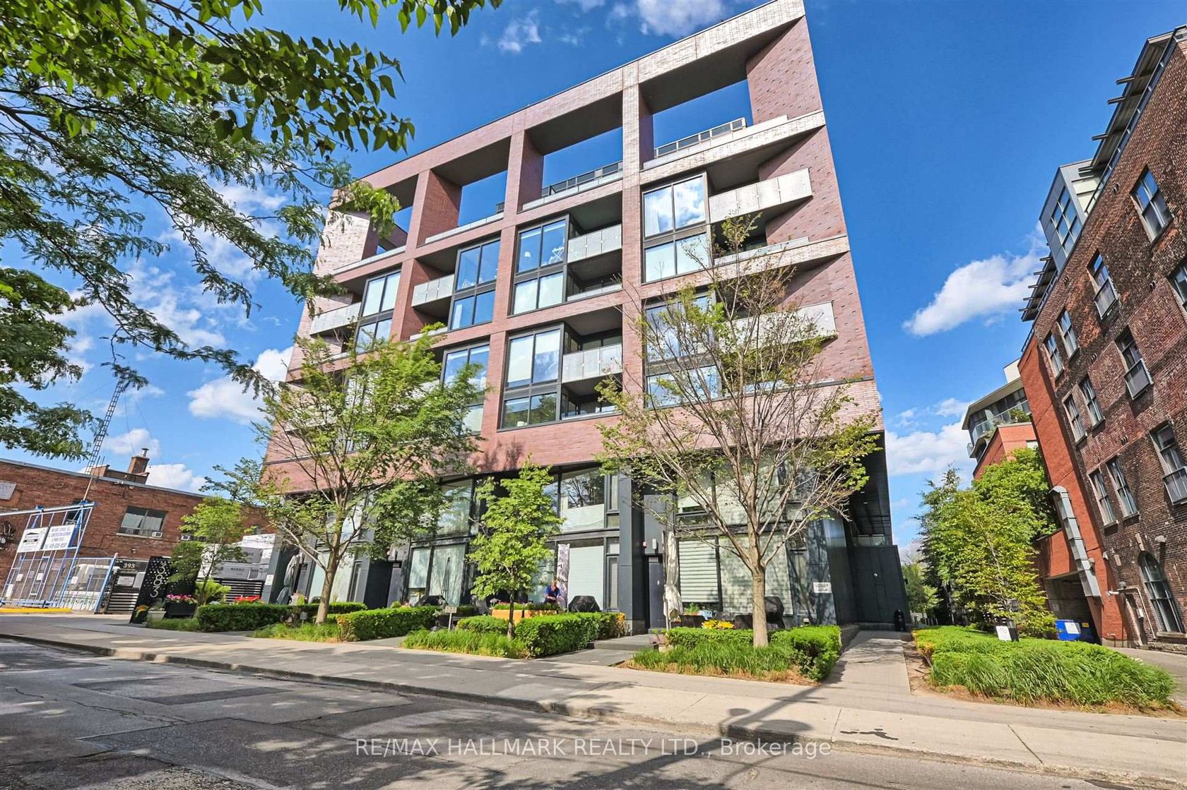 209 - 383 Sorauren Avenue, Roncesvalles, Toronto 