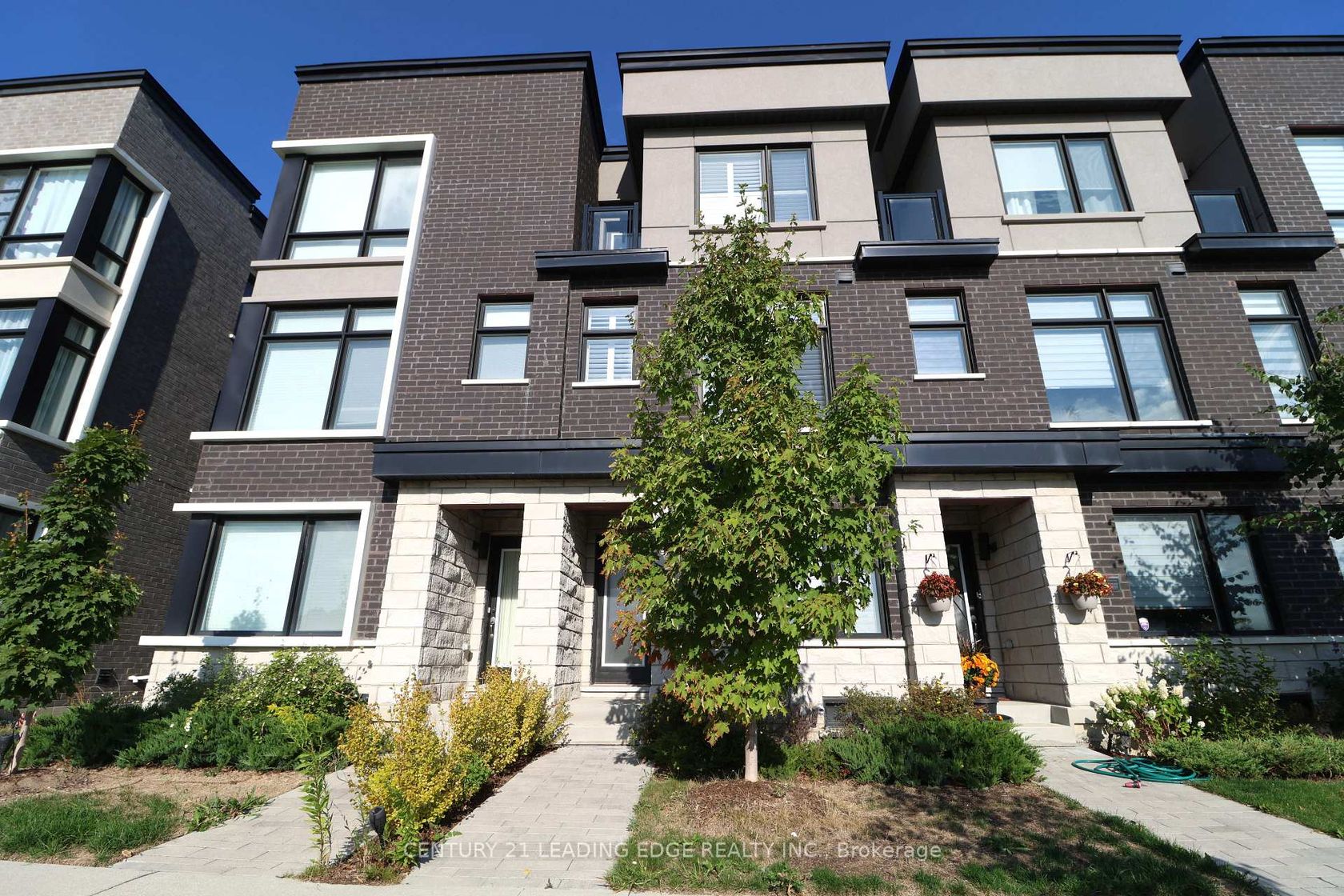 2644 Castlegate Crossing, Duffin Heights, Pickering 2