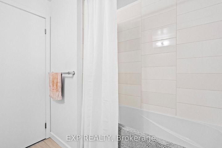 Photo 7 at 505 - 50 Forest Manor Road, Henry Farm, Toronto