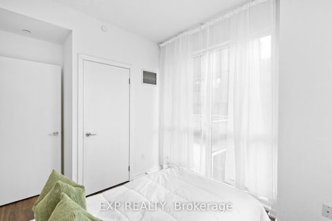Photo 10 at 505 - 50 Forest Manor Road, Henry Farm, Toronto