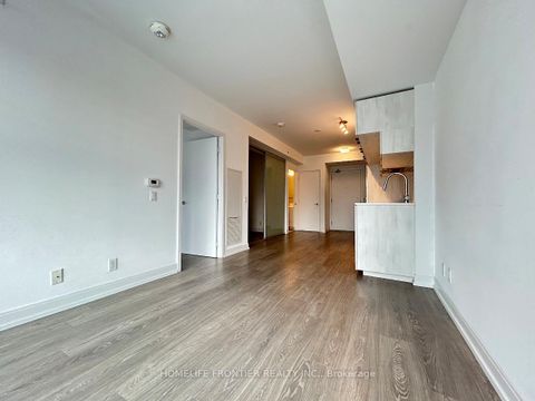 Photo 8 at 906 - 181 Dundas Street E, Moss Park, Toronto