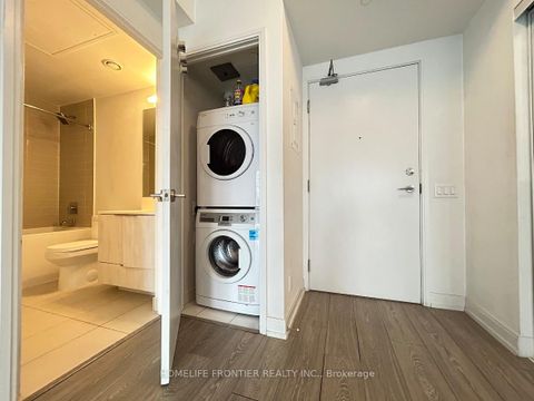 Photo 13 at 906 - 181 Dundas Street E, Moss Park, Toronto