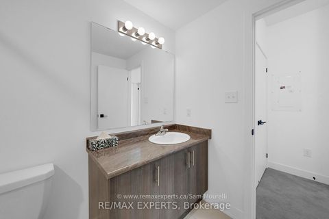 Photo 32 at 207 - 6 Spice Way, Rural Barrie Southeast, Barrie