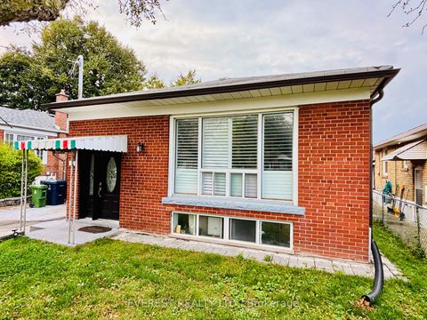 Photo 1 at 6 Maretta Avenue, Eglinton East, Toronto