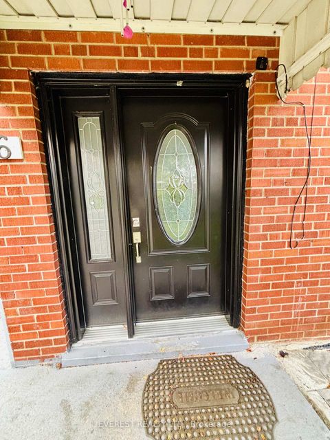 Photo 2 at 6 Maretta Avenue, Eglinton East, Toronto